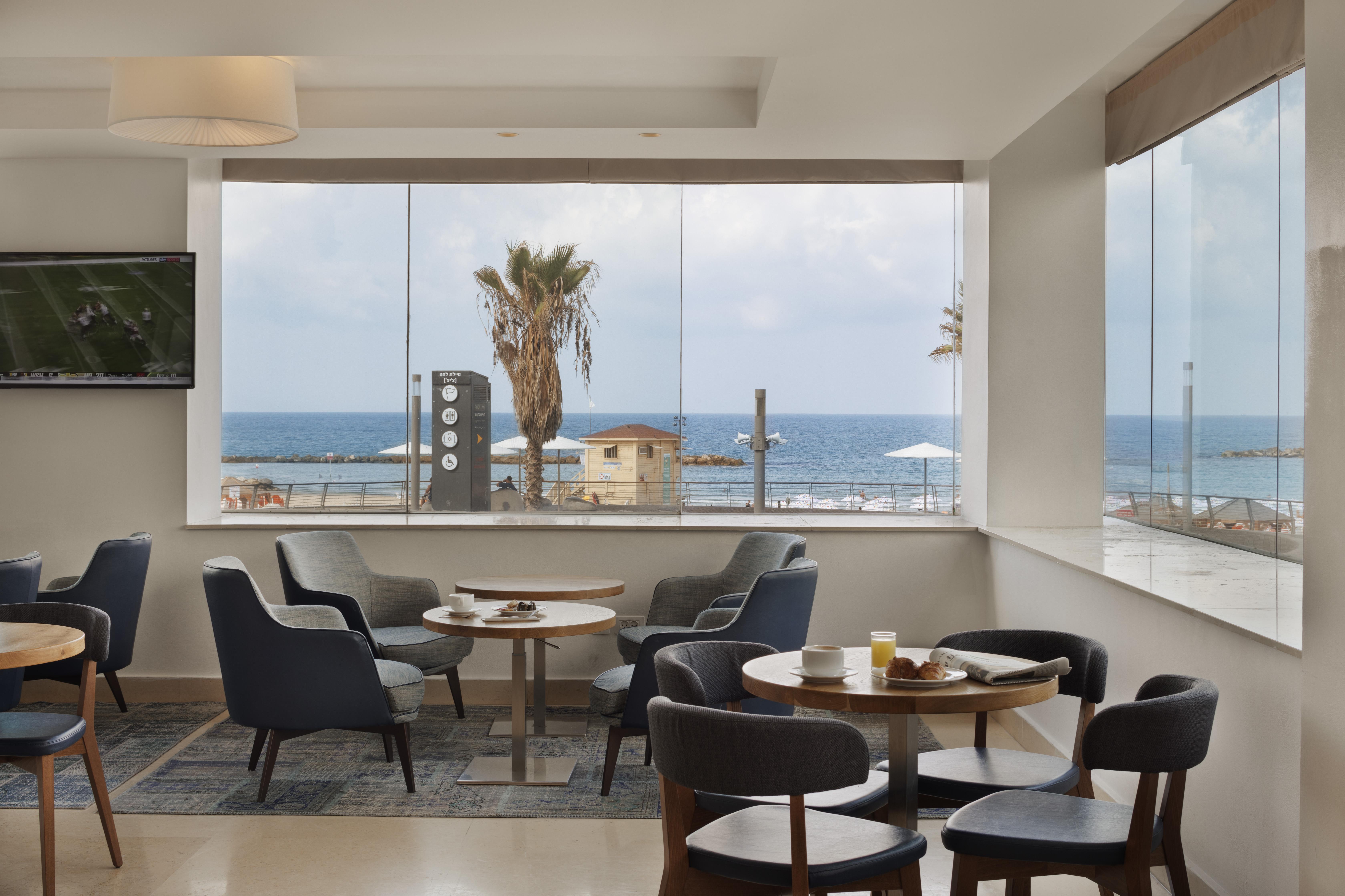 Orchid Hotel 4*