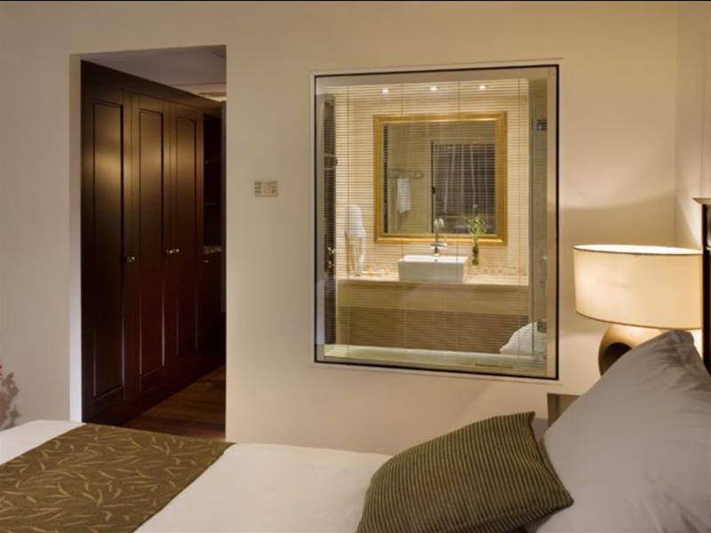Hotel Orchid 4*
